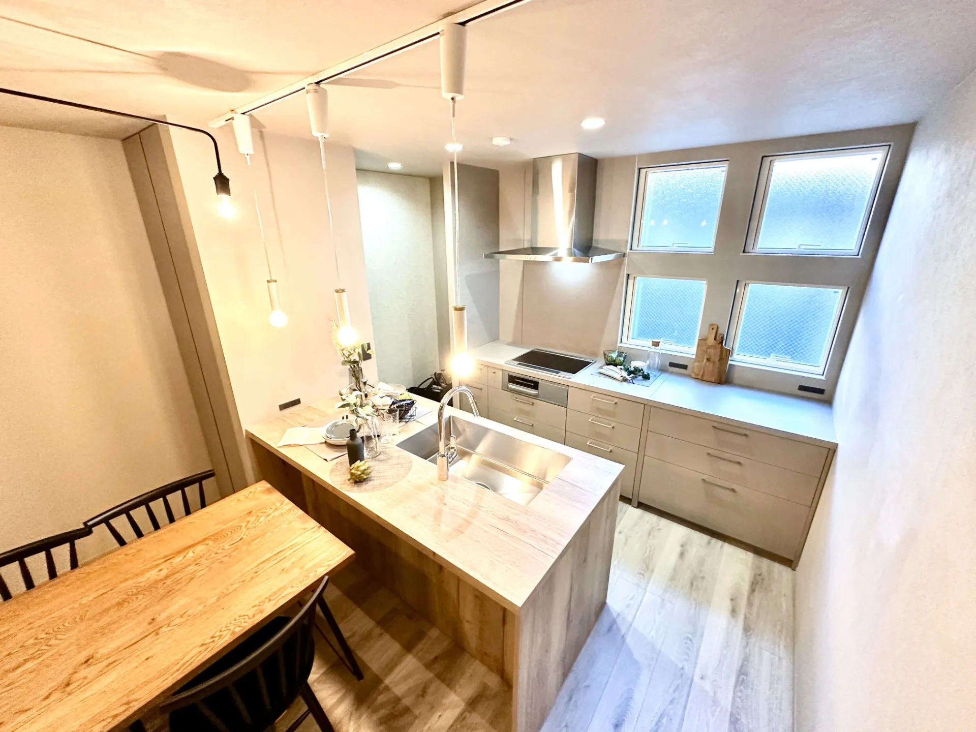 窓のリノベーションで快適な暮らしへ！リフォームのポイントとは？