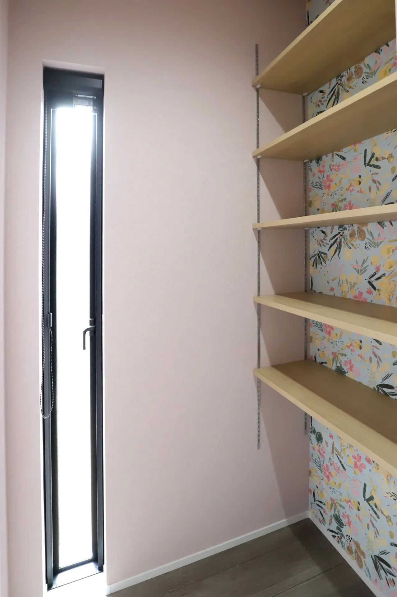 注文住宅における色彩計画の秘訣：内装で実現するバランスの取れた空間作り