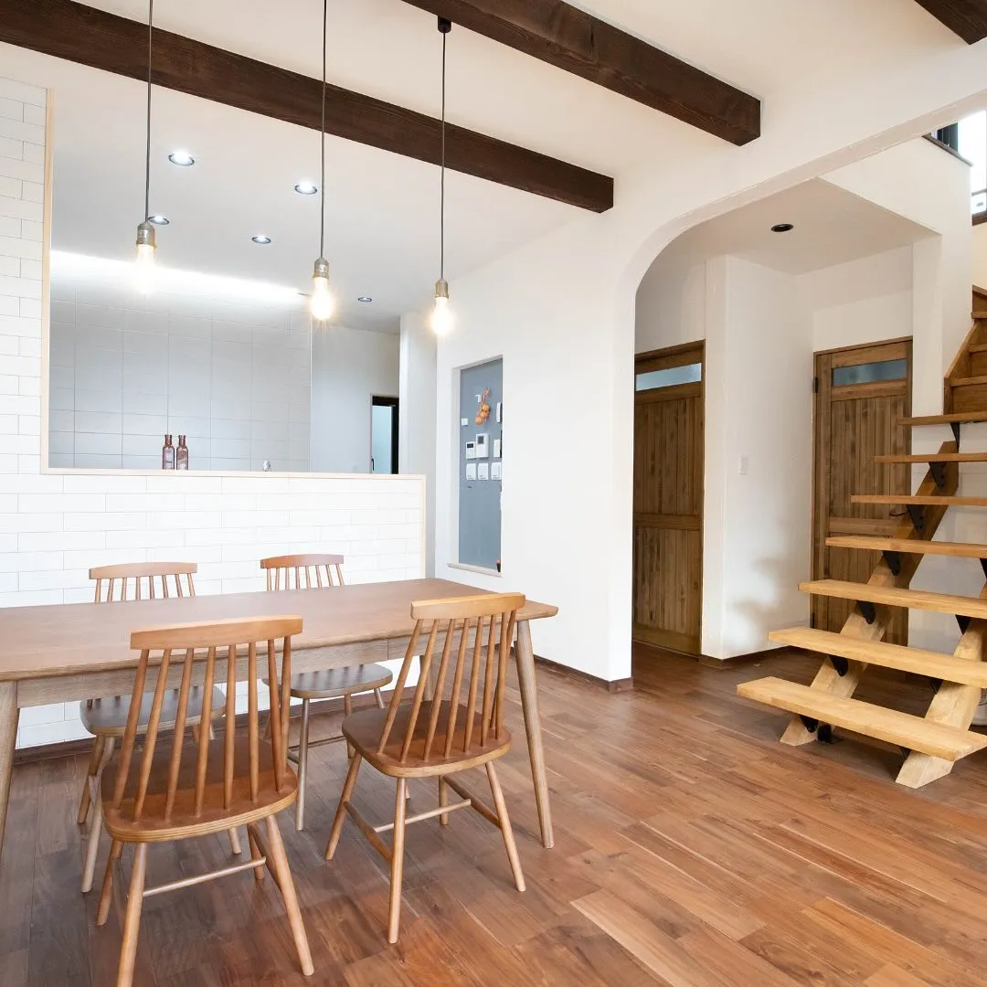 手の届く所は全て自然素材のお家