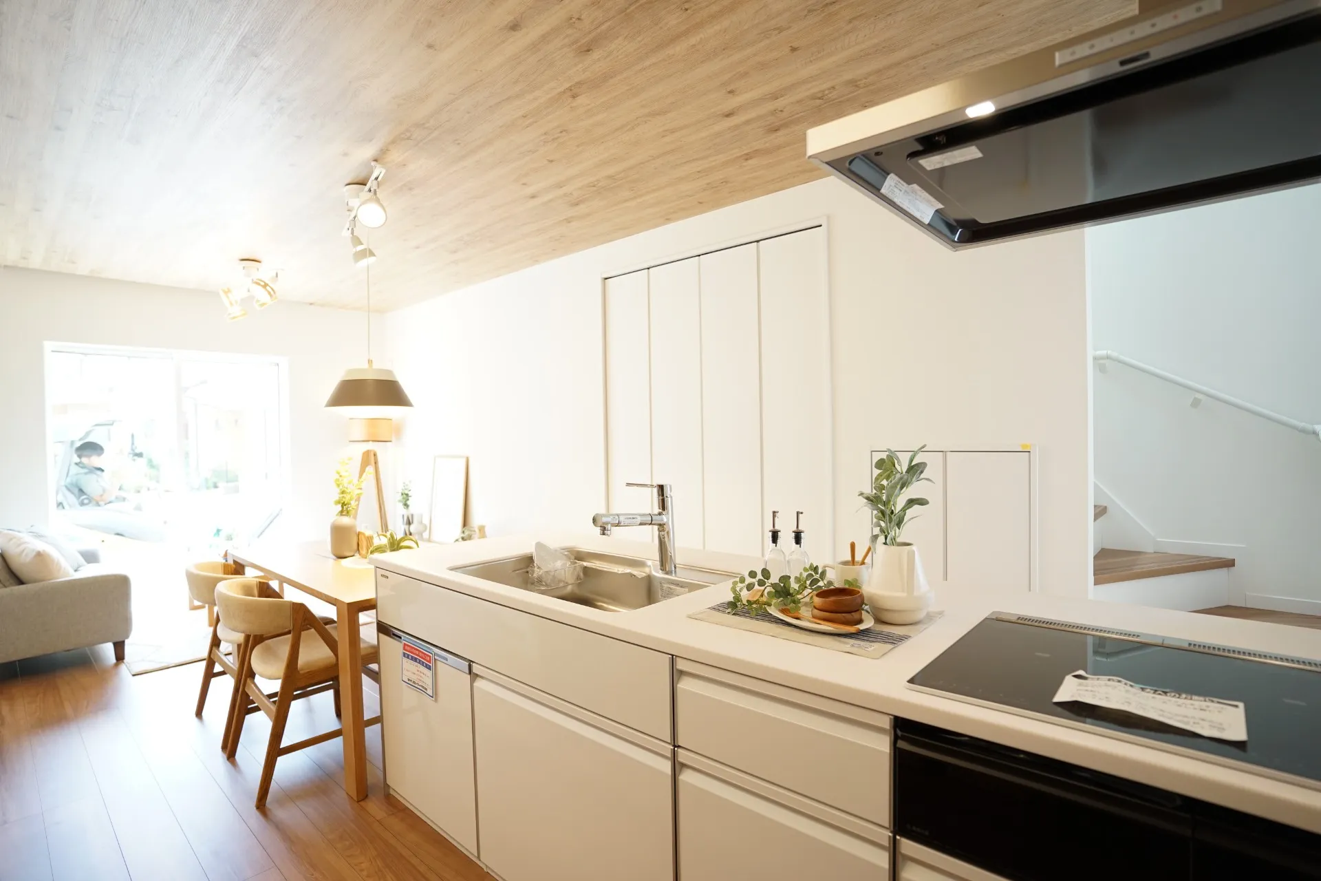 住宅ローンを活用した理想の注文住宅への道：土地選びから資金計画まで