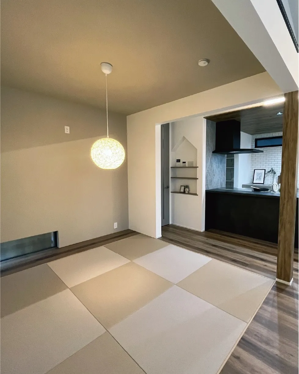 たたみスペースでごろんとお昼寝😪