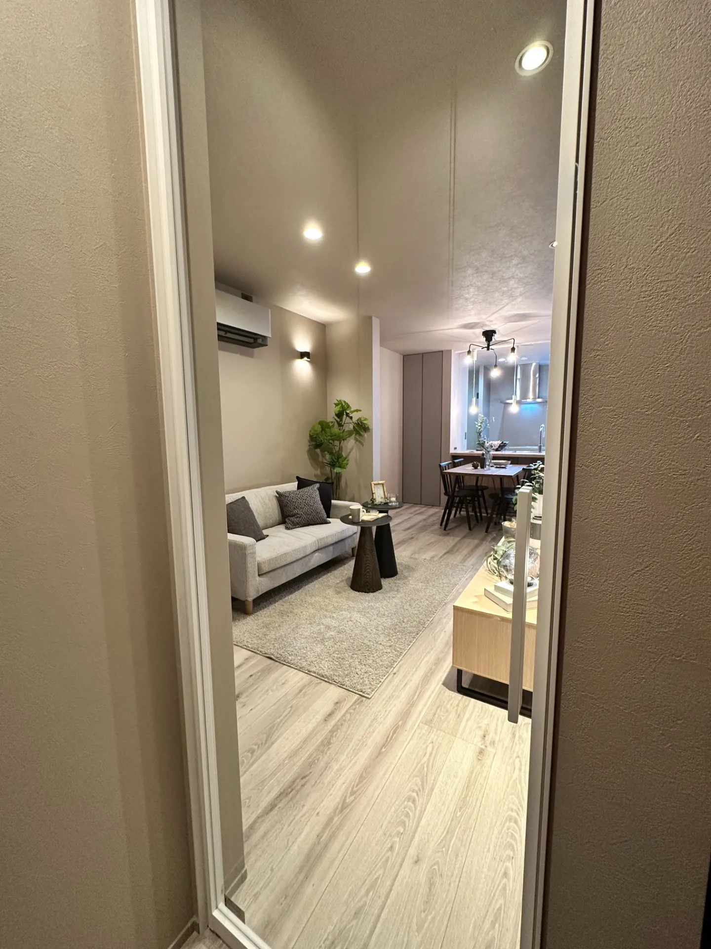 注文住宅で叶える！狭くても広く見せる魔法の空間デザイン