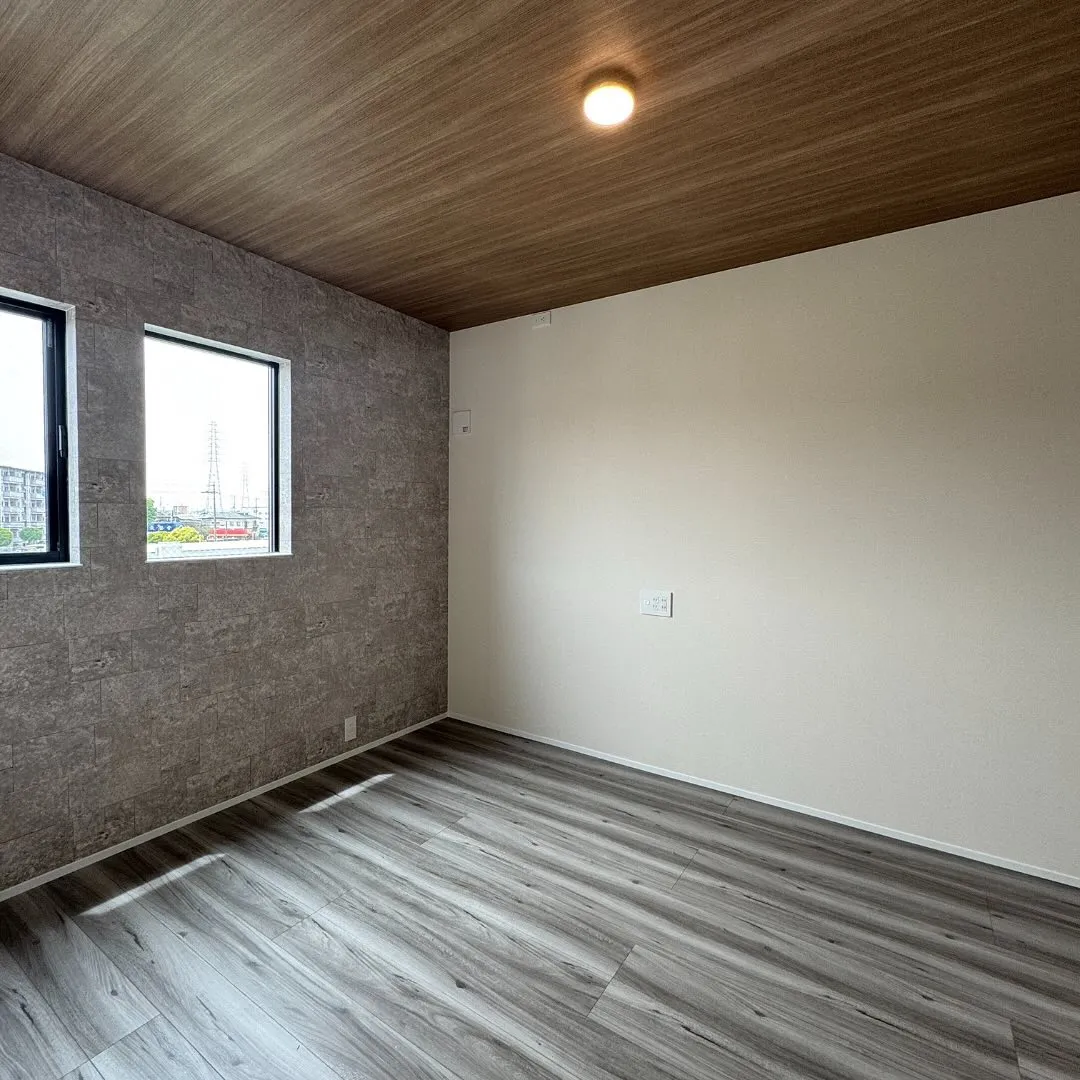 注文住宅の楽しみって壁紙にもあります