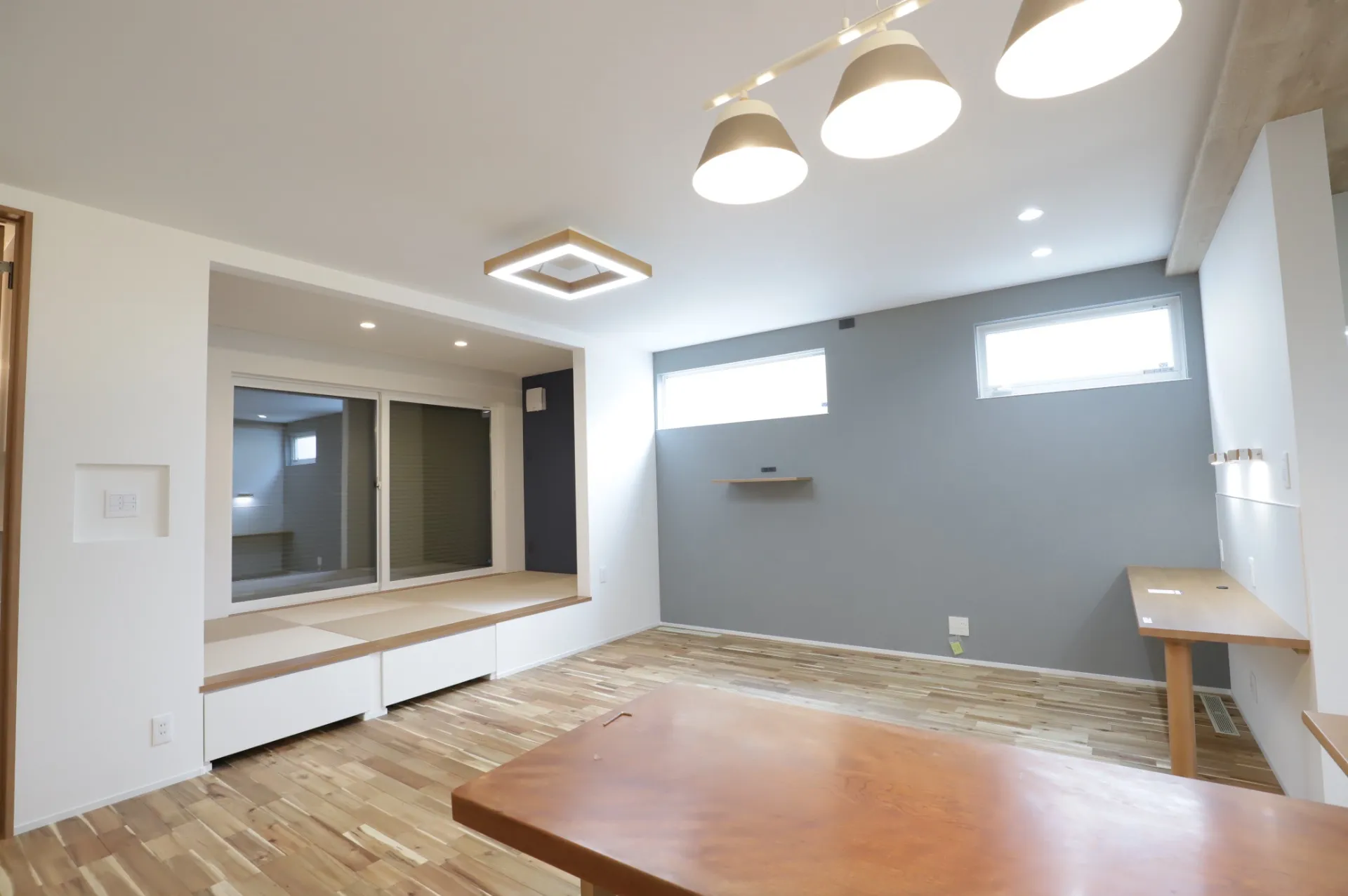 おしゃれなクロスで魅せるアクセント